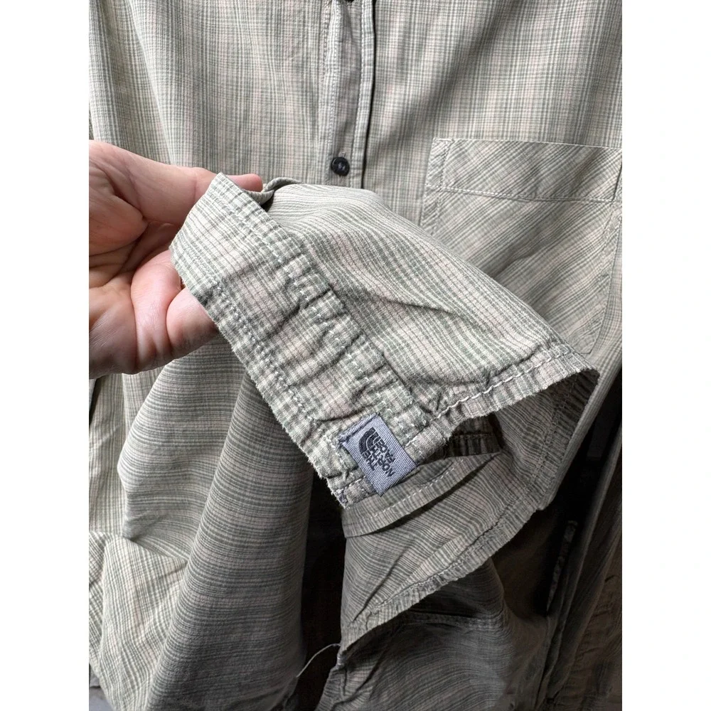 The North Face A5 Series Mens XL Plaid‎ Long Sleeve Button Down Shirt Green AP5V